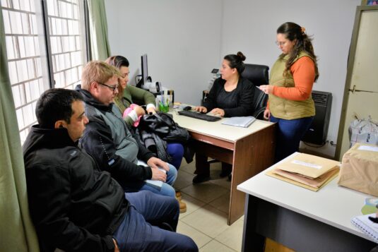 Se abrieron los sobres de la Licitación para la compra de indumentaria para el personal municipal