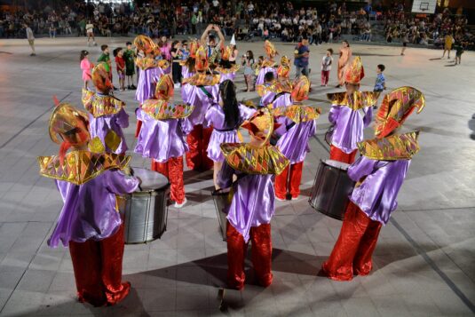 Festejamos la llegada de la Primavera en el Polideportivo municipal