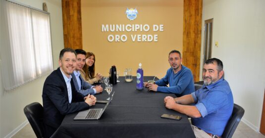 El intendente César Clement recibió a funcionarios del Programa de Modernización de la Provincia