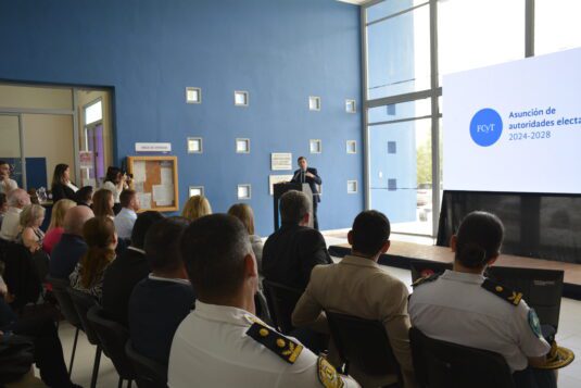 Clement participó del Acto de asunción de las nuevas autoridades de la Facultad de Ciencia y Tecnología de la Uader