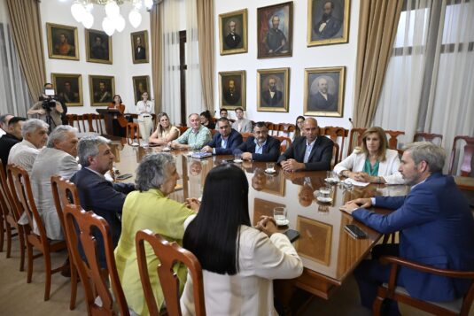 Residuos en el Área Metropolitana, Oro Verde firmó el Consorcio para la creación del Parque Ambiental de la Economía Circular