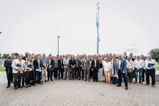 César Clement participó de la reunión de intendentes convocada por el gobernador Frigerio