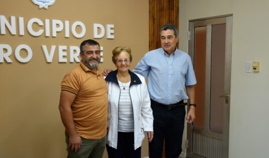 El Municipio reconoció a Magda Bier de Ronchi y a la Asociación Amigos de los Animales por los 100 operativos de castración