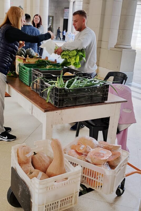 El Parque Hortícola municipal participó de la Feria de Productos Alimenticios