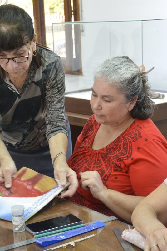 Taller municipal de Encuadernación