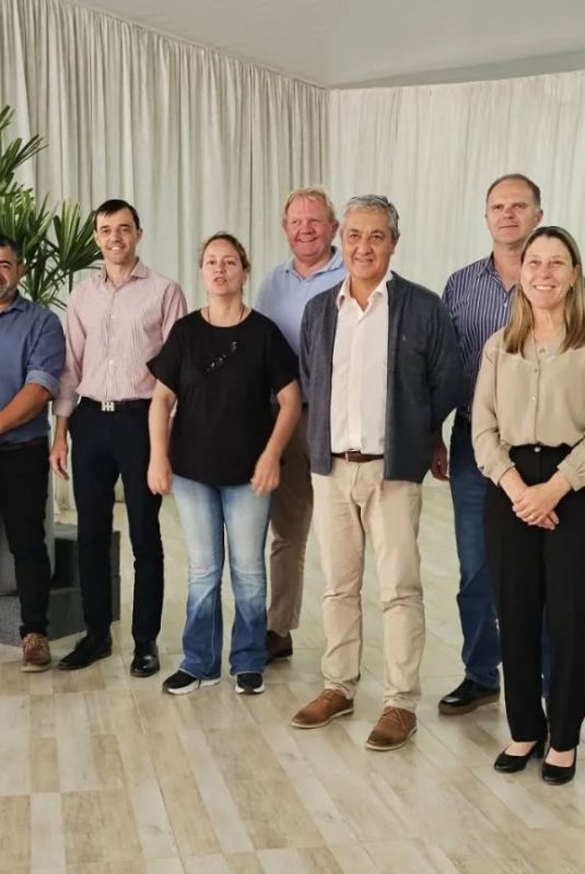 César Clement fue parte de una reunión de intendentes con la finalidad de realizar gestiones conjuntas