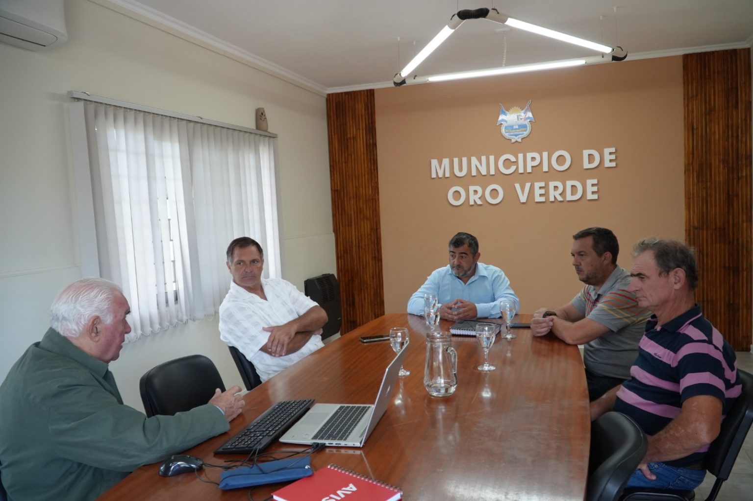 Reunión por el trasnporte urbano de pasajeros