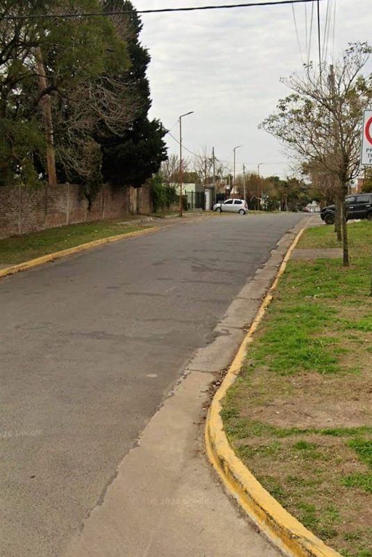 Llamado a licitación: adquisición de mano de obra y materiales para pavimentar calle Las Rosas