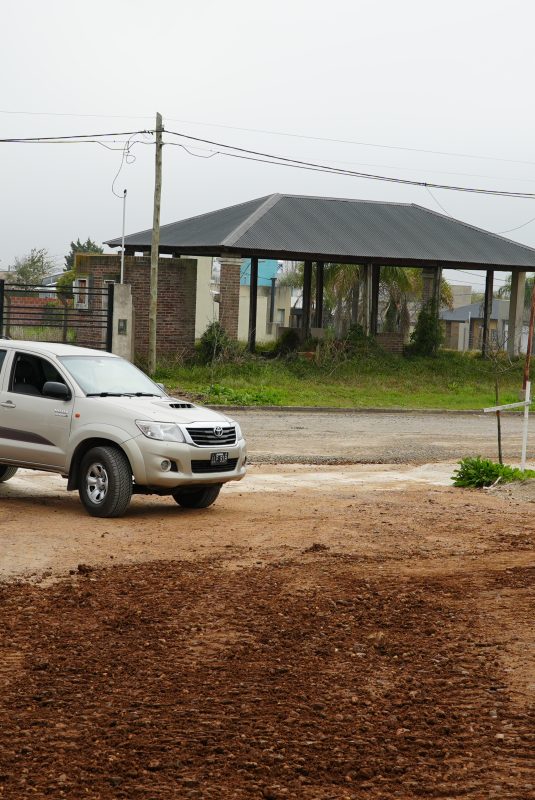 El nuevo ingreso a los barrios de Lomas de Oro Verde y Los Algarrobos ya está habilitado