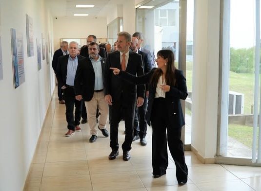 CEMENER cumplió 10 años y el intendente César Clement participó del acto oficial junto al gobernador Rogelio Frigerio