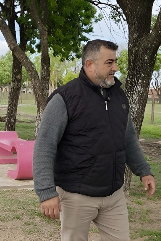 Obras y mejoras en el Polideportivo Municipal: veredas, iluminación led y nuevos juegos